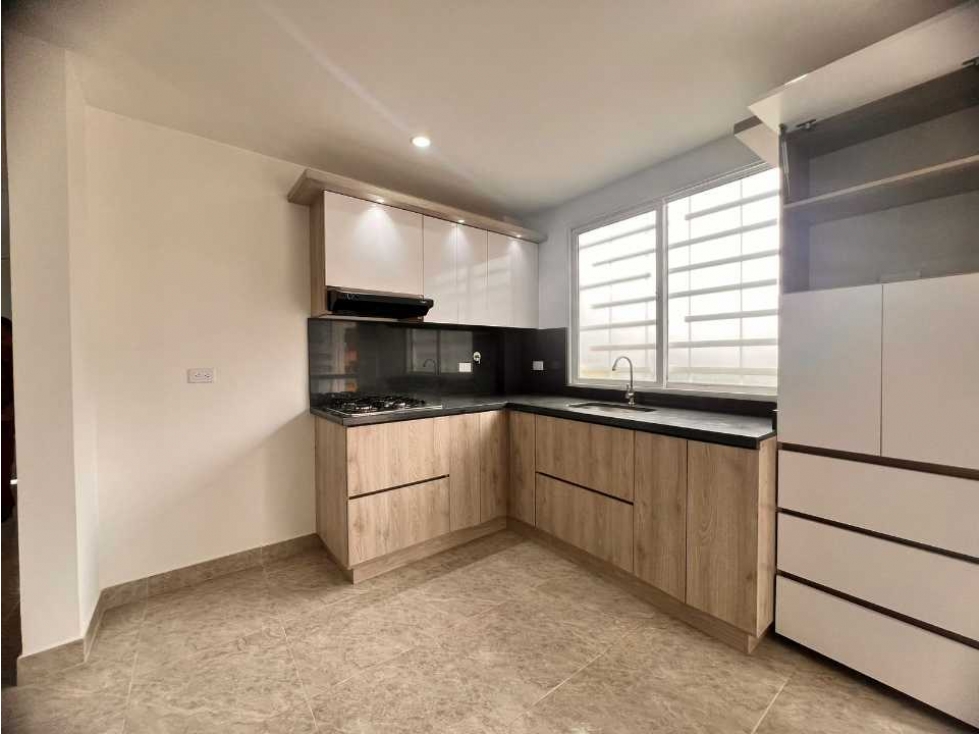 Oportunidad... Ganga...SE VENDE APARTAMENTO EN PRIMER PISO ESQUINERO. — foto 4