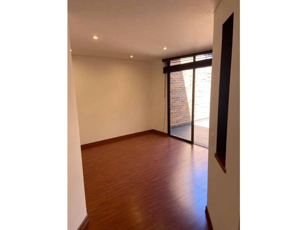 ¡OPORTUNIDAD! HERMOSA CASA REMODELADA PARA VENTA EN CHIA — foto 5
