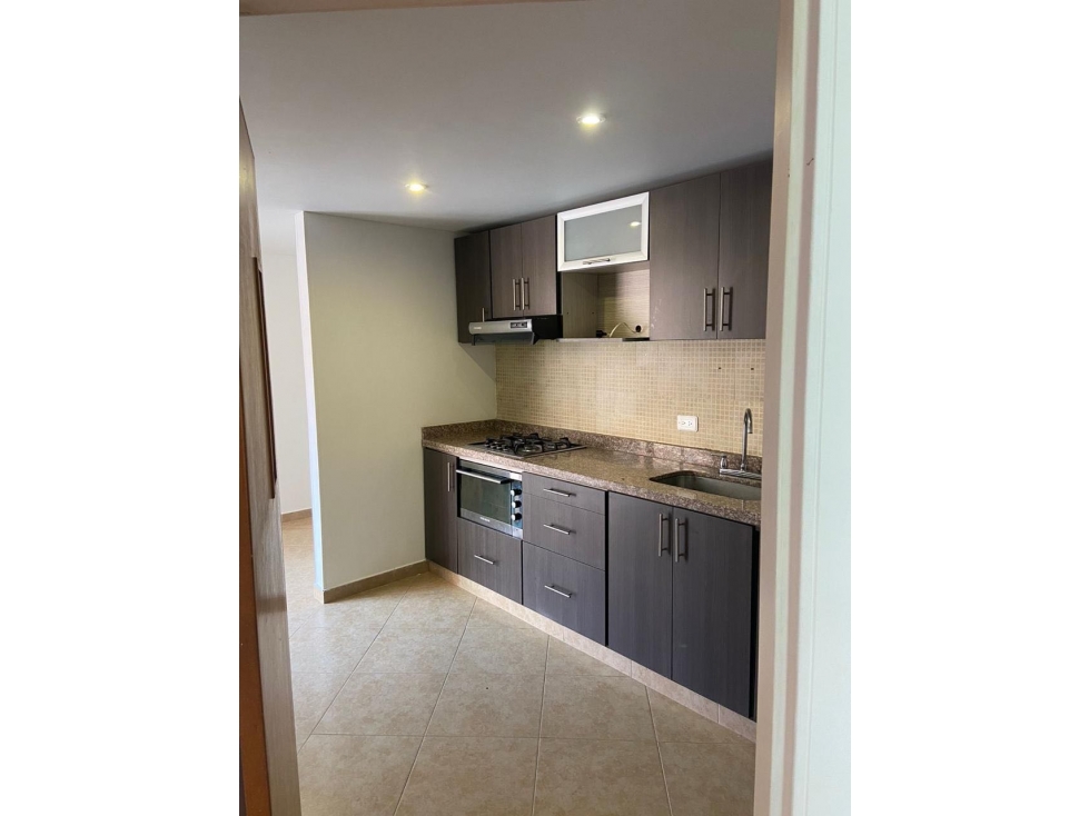 ¡OPORTUNIDAD! HERMOSA CASA REMODELADA PARA VENTA EN CHIA — foto 6