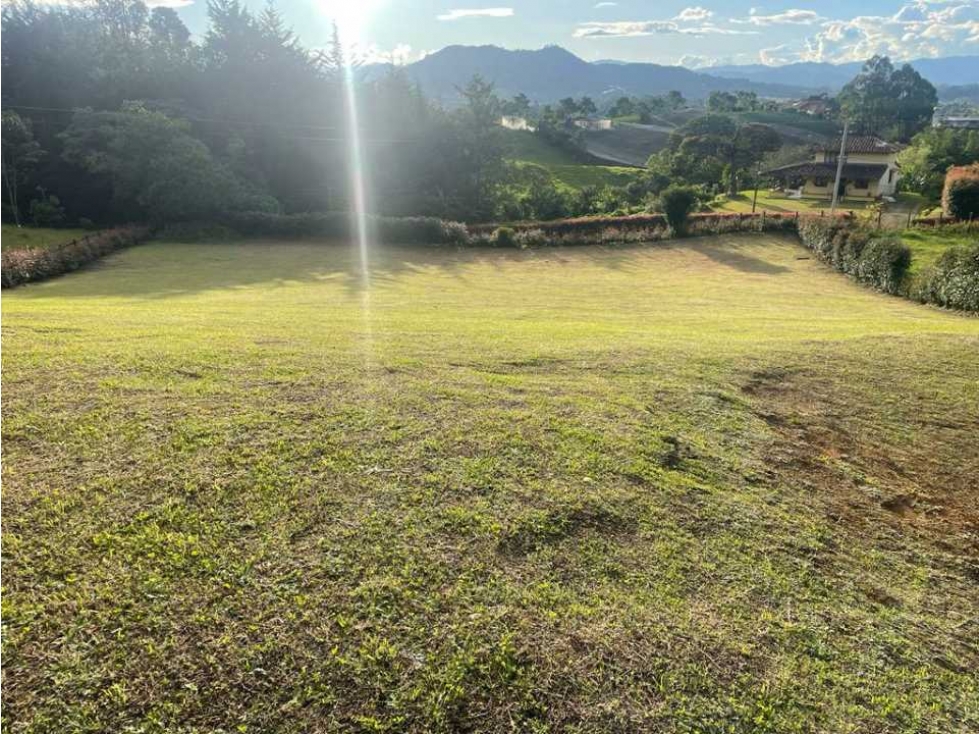 Oportunidad. HERMOSO LOTE EN VENTA EN PARCELACIÓN CON LINDA VISTA.