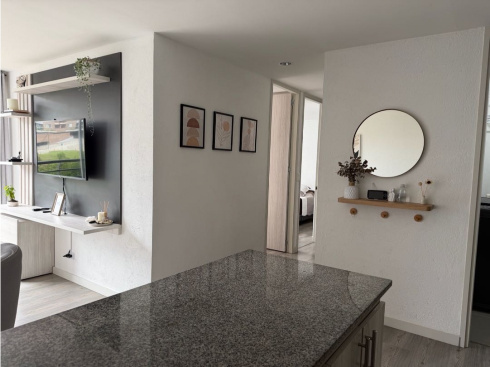 Oportunidad increíble. Apartamento en la ceja, excelente ubicación. — foto 4