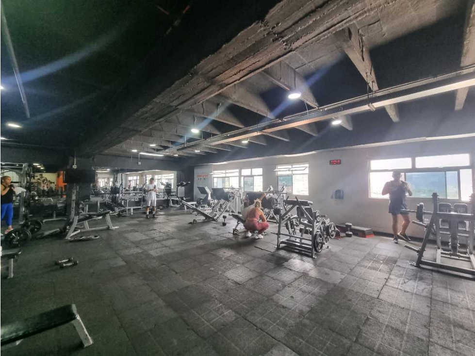 Oportunidad Inversión un local rentado a Bodytech Niquia — foto 2