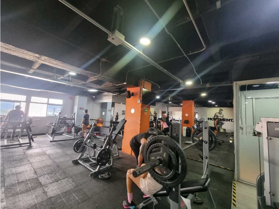 Oportunidad Inversión un local rentado a Bodytech Niquia — foto 4