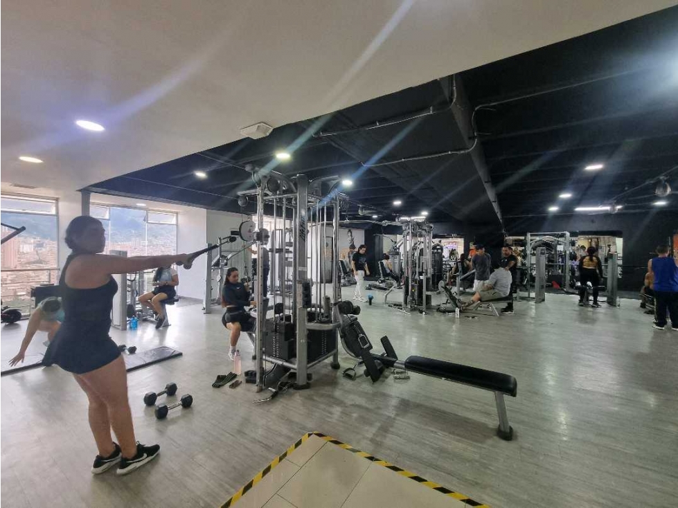 Oportunidad Inversión un local rentado a Bodytech Niquia — foto 5