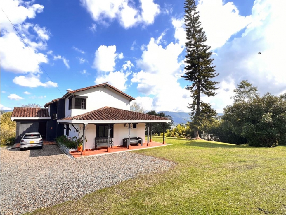 Oportunidad... LINDA CASA FINCA EN VENTA PARA DESARROLLO EN LA CEJA. — foto 4
