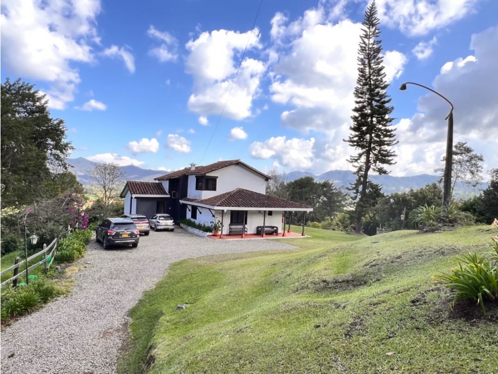 Oportunidad... LINDA CASA FINCA EN VENTA PARA DESARROLLO EN LA CEJA. — foto 5