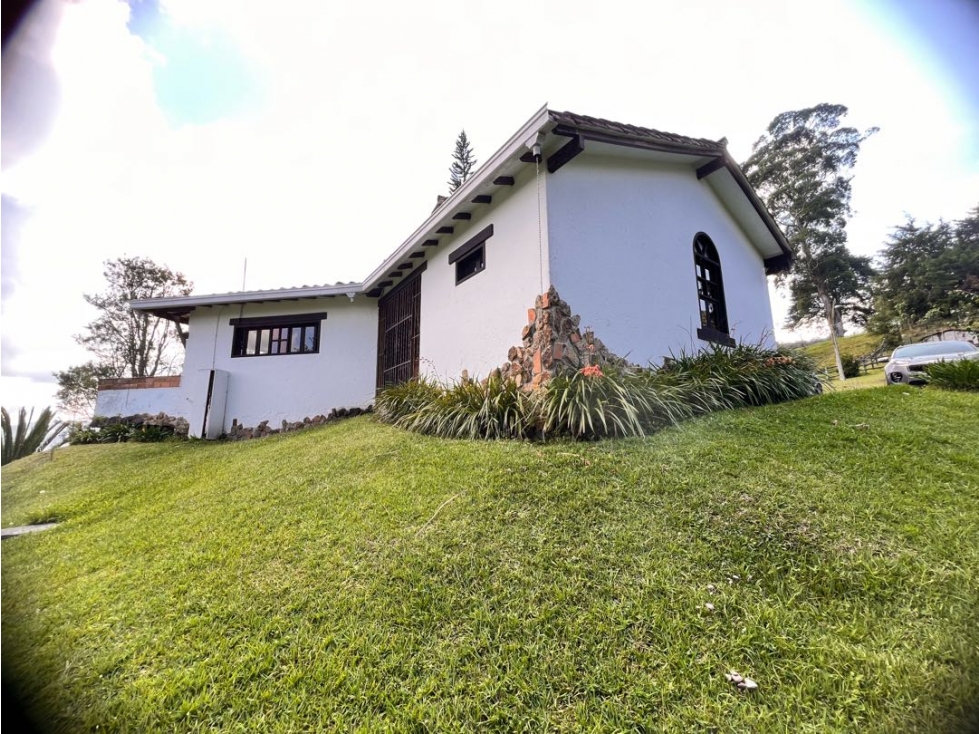 Oportunidad... LINDA CASA FINCA EN VENTA PARA DESARROLLO EN LA CEJA. — foto 6