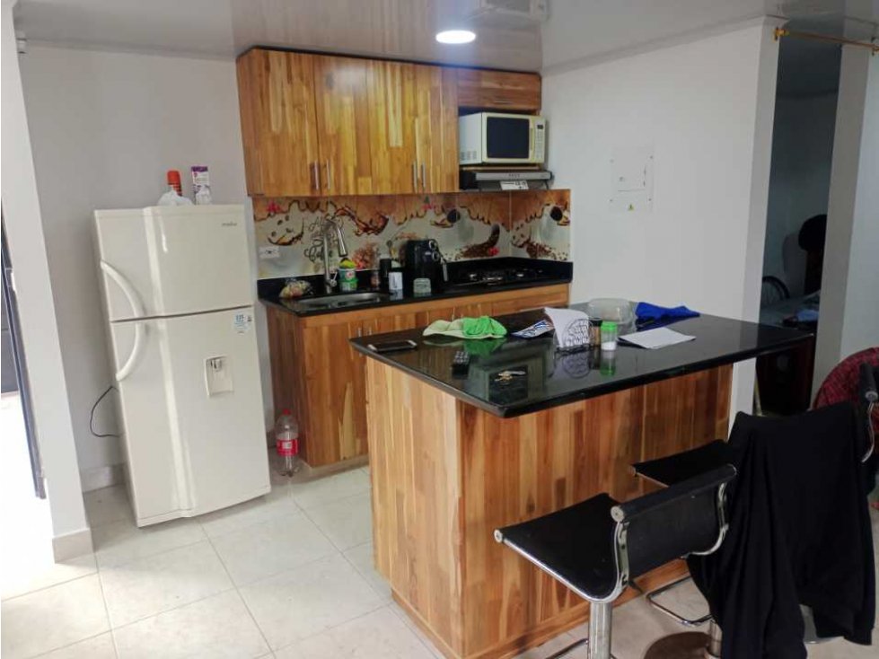OPORTUNIDAD LINDO APARTAMENTO ESQUINERO EN VENTA - CARMEN VÍBORAL.
