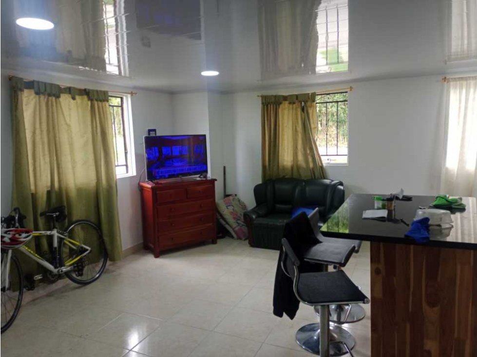 OPORTUNIDAD LINDO APARTAMENTO ESQUINERO EN VENTA - CARMEN VÍBORAL. — foto 3