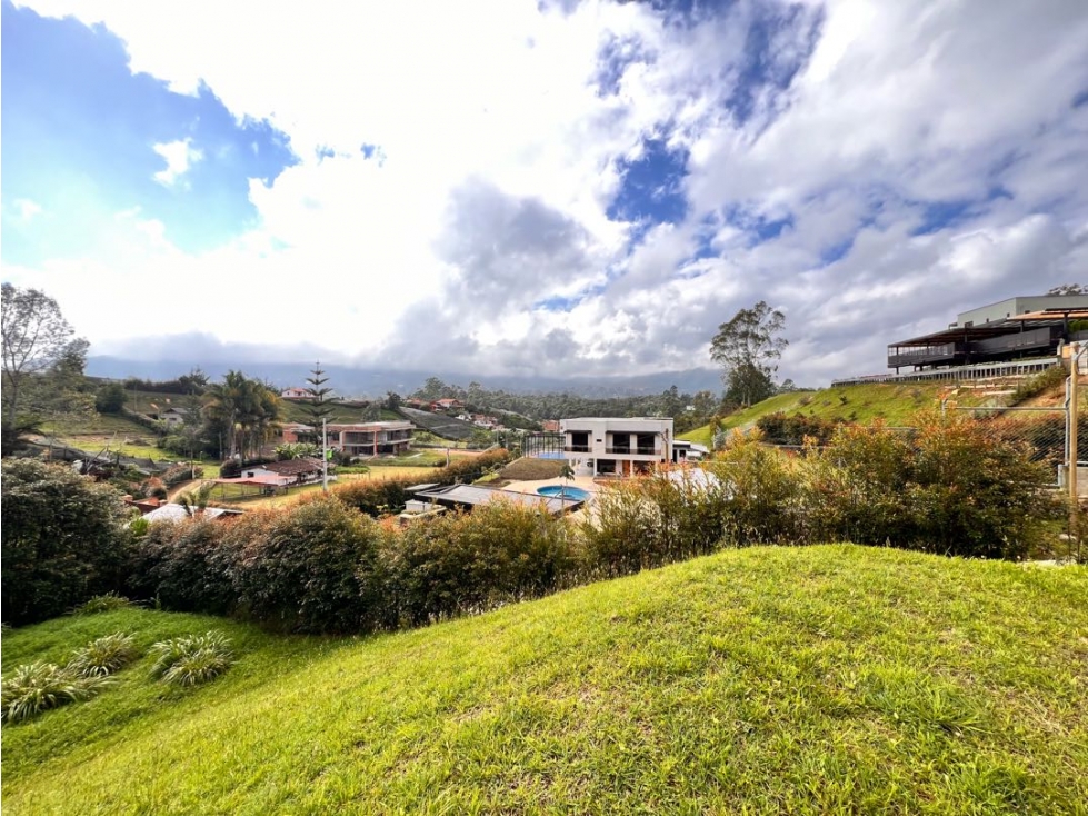 Oportunidad... LOTE CON LINDA VISTA EN VENTA CON EXCELENTE UBICACIÓN — foto 5