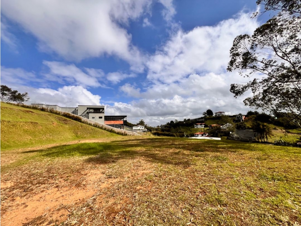 Oportunidad... LOTE CON LINDA VISTA EN VENTA CON EXCELENTE UBICACIÓN — foto 6