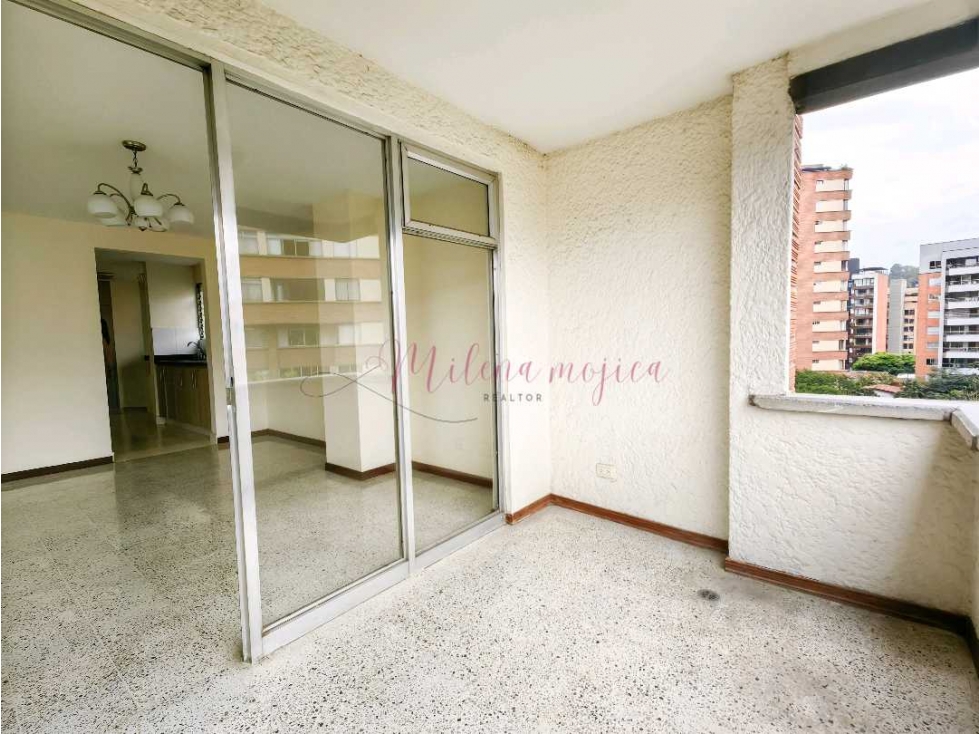 Oportunidad Única de Remodelación, apartamento piso alto — foto 4