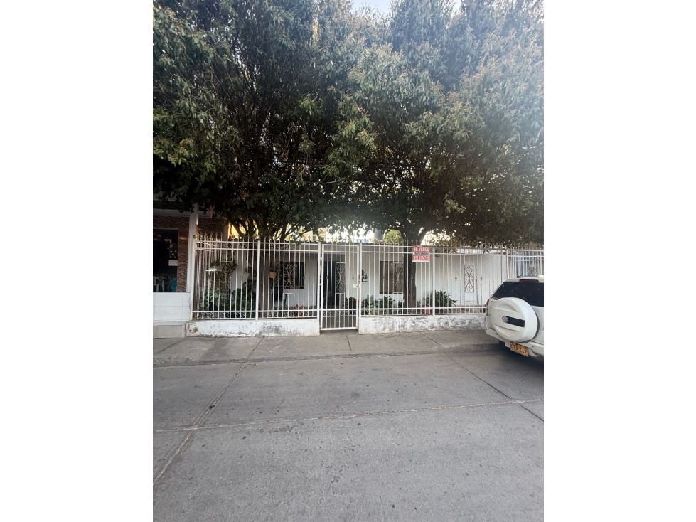 OPORTUNIDAD ÚNICA - Barrio La Florida