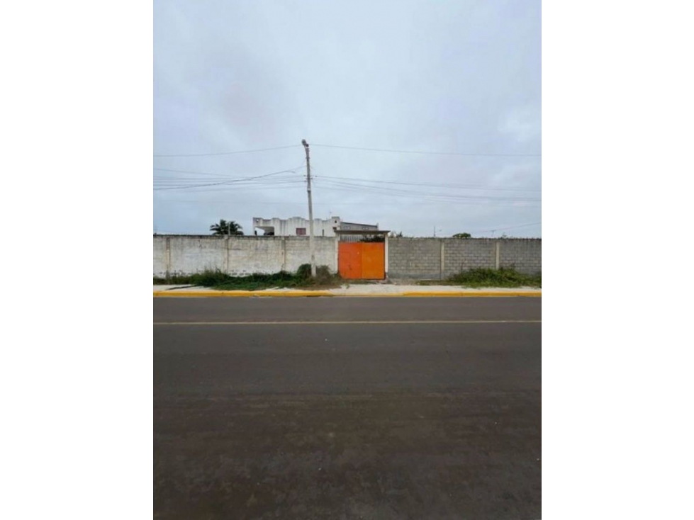 ¡OPORTUNIDAD ÃNICA EN SALINAS! TERRENO + 2 CASAS POR SOLO $79,900 — foto 2