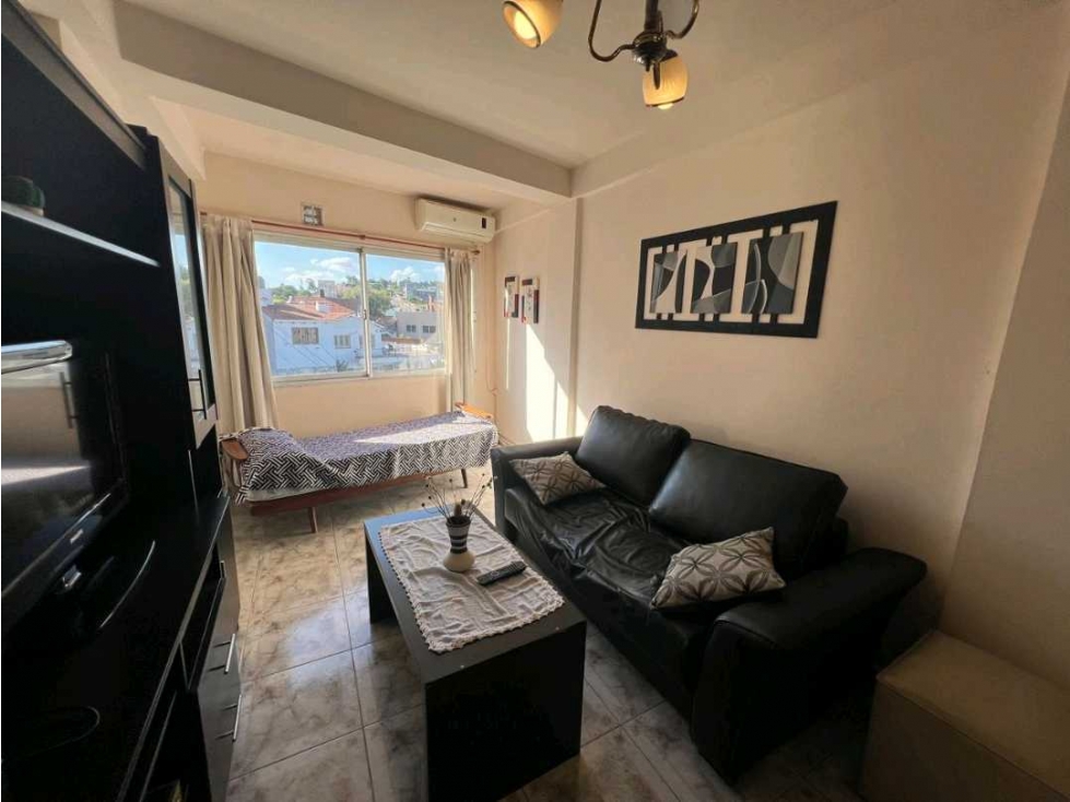 ¡OPORTUNIDAD ÃNICA EN VILLA CARLOS PAZ! Departamento a la calle — foto 3