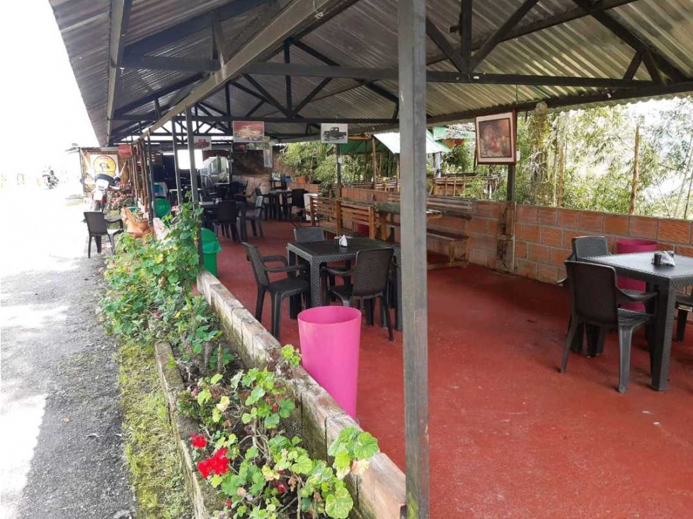 ¡Oportunidad única! Parador campestre en venta vía Fresno (Tolima) - 3
