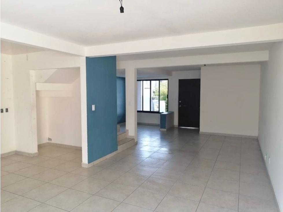 Oportunidad para Inversionistas: Casa en Fraccionamiento Alteza - 3