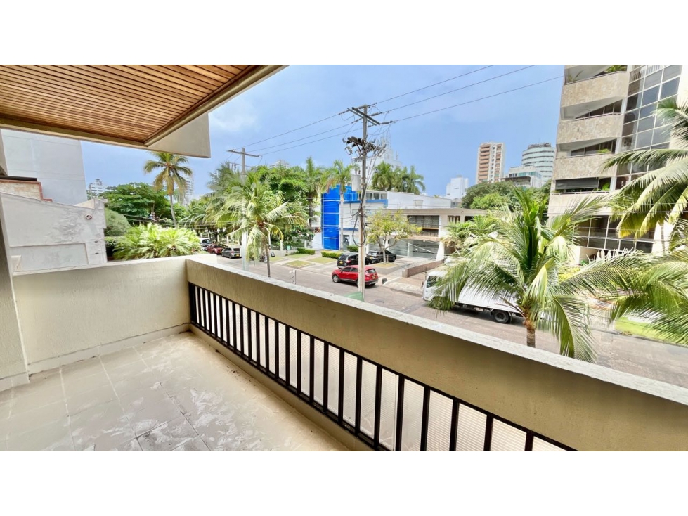 OPORTUNIDAD SE VENDE APTO EN BOCAGRANDE 3 ALCOBAS Y ESTUDIO — foto 2