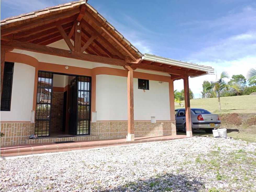 Oportunidad... SE VENDE LINDA FINCA CON EXCELENTE UBICACIÓN Y VISTA — foto 2