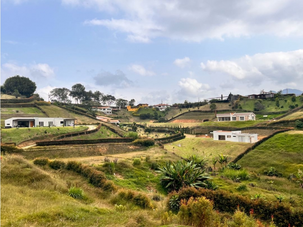 OPORTUNIDAD... SE VENDE LOTE MUY APROVECHABLE EN LA VEREDA QUIRAMA.. — foto 3