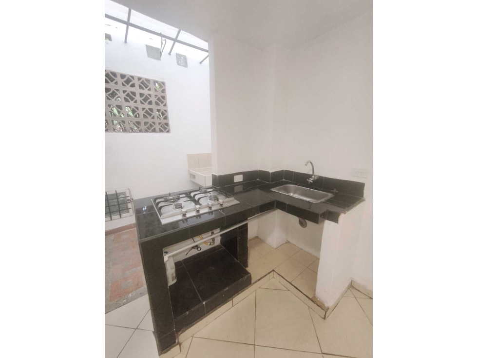 OPORTUNIDAD VENDO CASA 3APARTAESTUDIOS INTERNO ENVIGADO 3 ESQUIN. — foto 4