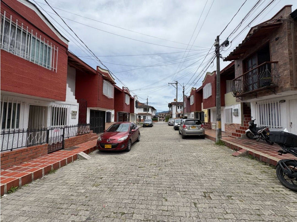 OPORTUNIDAD VENDO APARTAMENTO 2DO PISO EN LA CEJA ANT.
