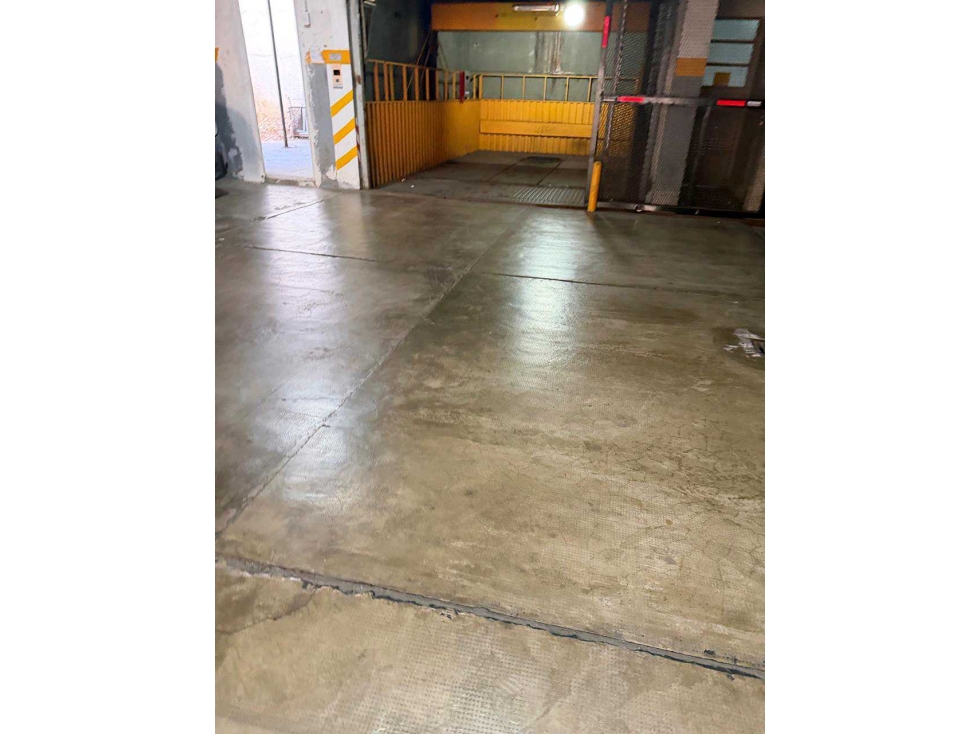 OPORTUNIDAD !!! VENTA DE COCHERA 1er Piso, CATAMARCA Y 25 DE MAYO !!! - 3