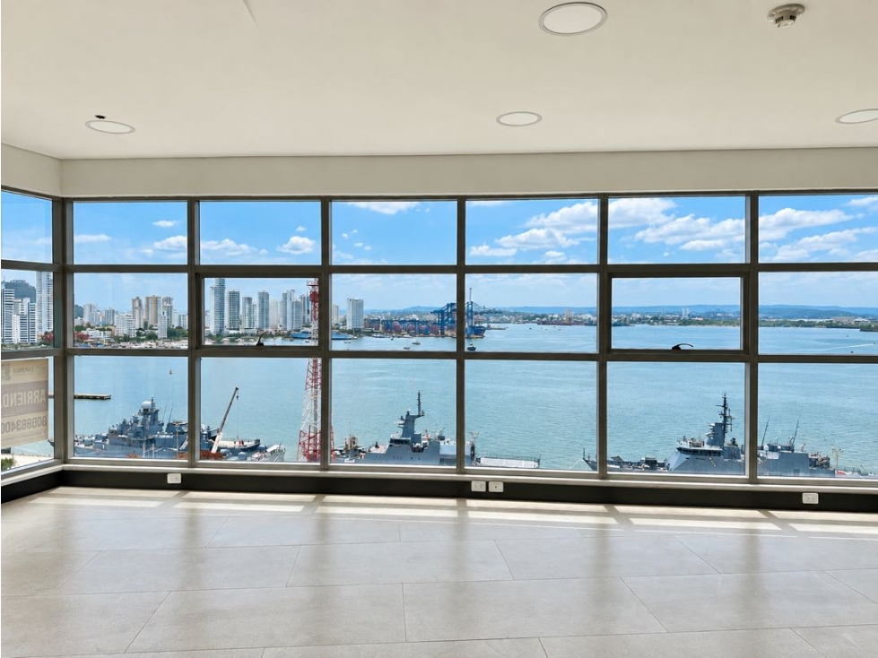 OPORTUNIDAD VENTA OFICINA EN CARTAGENA EN BOCAGRANDE VISTA BAHÍA — foto 5