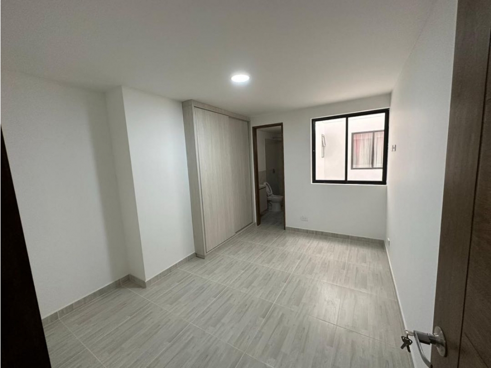 OPORTUNIDAD...HERMOSO APARTAMENTO EN VENTA EN PH - SECTOR LA ALHAMBRA.