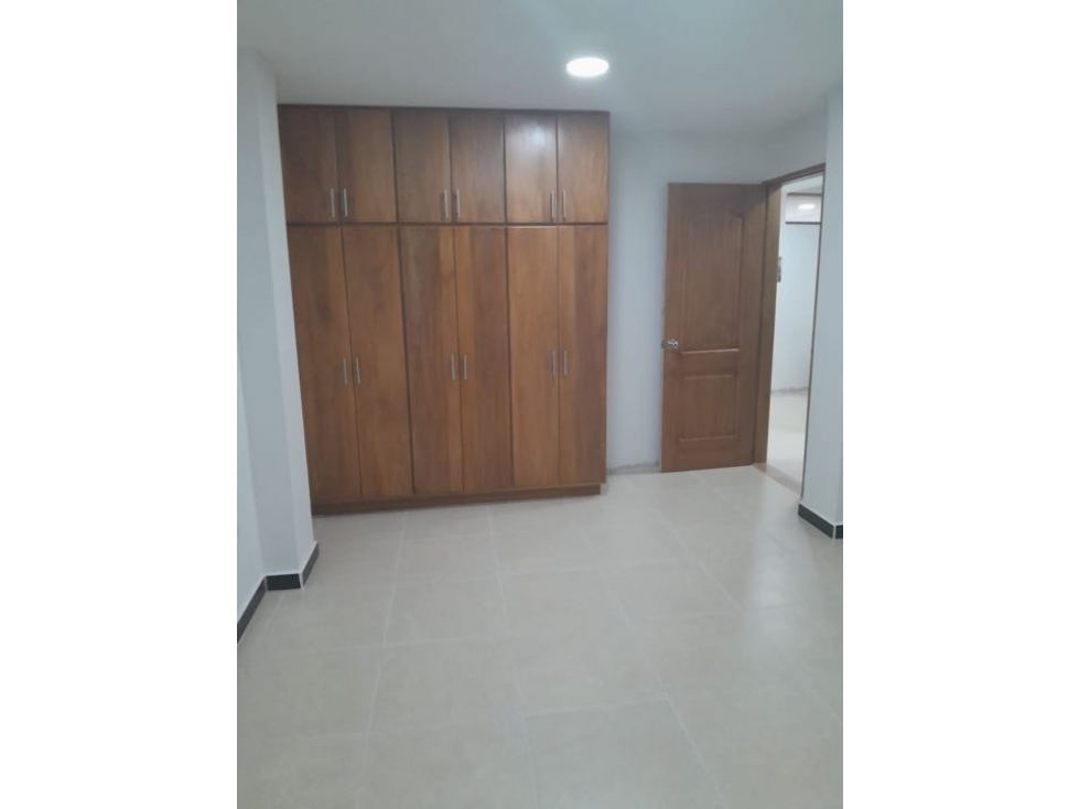 Oportunidad...SE VENDE AMPLIO APARTAMENTO EN PRIMER PISO - CARMEN VIB. — foto 5