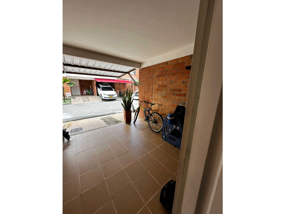 HERMOSA CASA EN CONDOMINIO PALMAS DE LA HACIENDA PALMIRA VALLE VENTA — foto 2