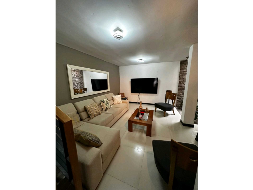 HERMOSA CASA EN CONDOMINIO PALMAS DE LA HACIENDA PALMIRA VALLE VENTA — foto 3