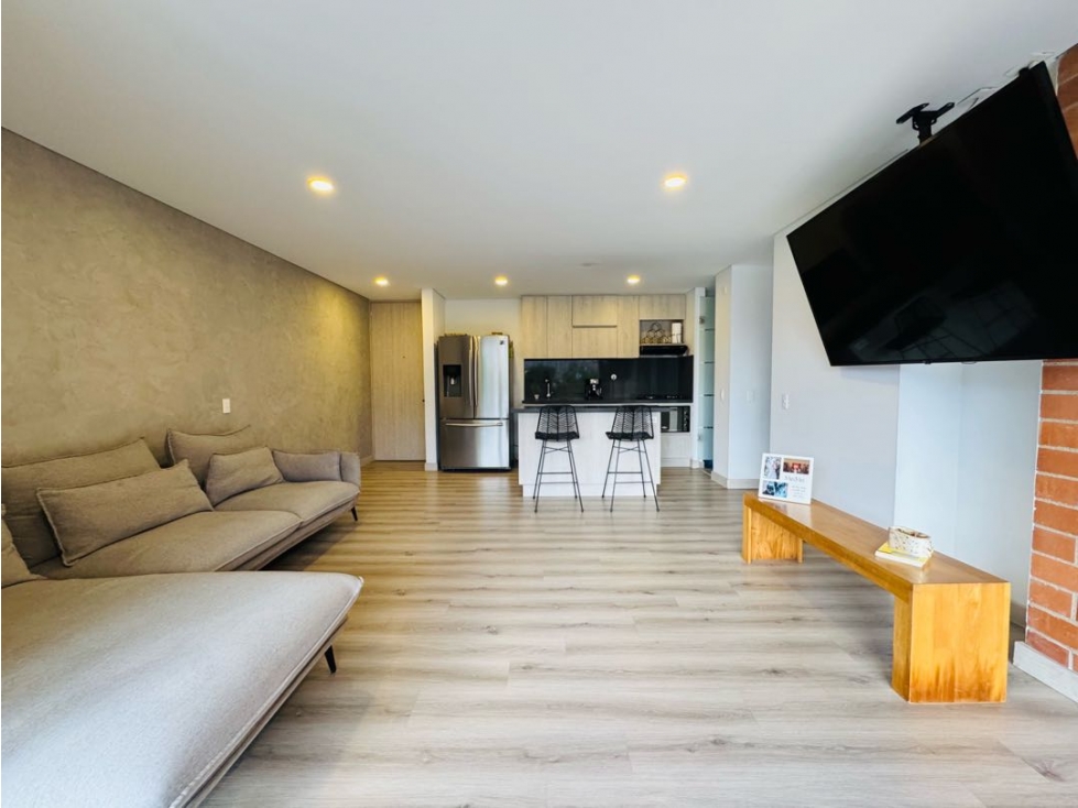 PARA LA VENTA APARTAMENTO EN LA LOMA DE LAS BRUJAS CON TERRAZA — foto 3