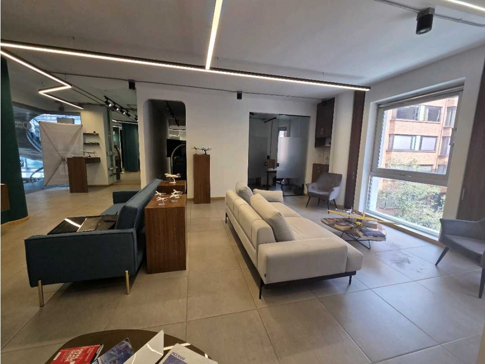 PARQUE 93 ARRIENDO UBICADISIMO LOCAL PORTOBELO 94M2 — foto 3