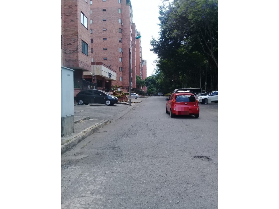 PARQUEADERO 138 PRIMER NIVEL CON ALQUERIA AG C CL 5 ENTRE HOY TORRES — foto 6