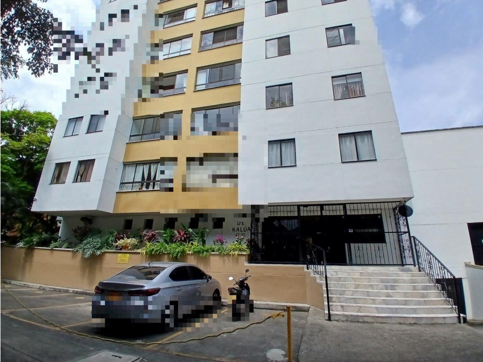 PARQUEADERO 18 SEMISOTANO ED TORRES DE KALUA CL 8 C 47 35 — foto 4
