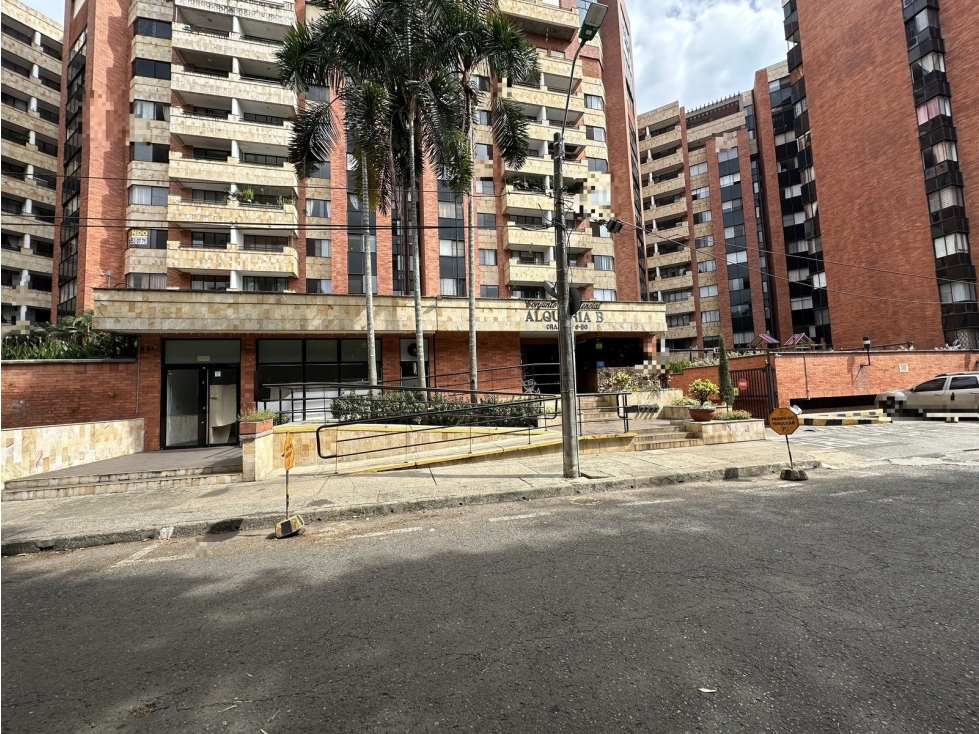 PARQUEADERO 5 CON LA ALQUERIA AG B CR 83 6 50 — foto 4