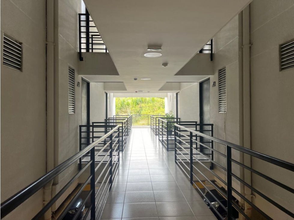 Parqueadero Conjunto Residencial La Villa Pereira - 5