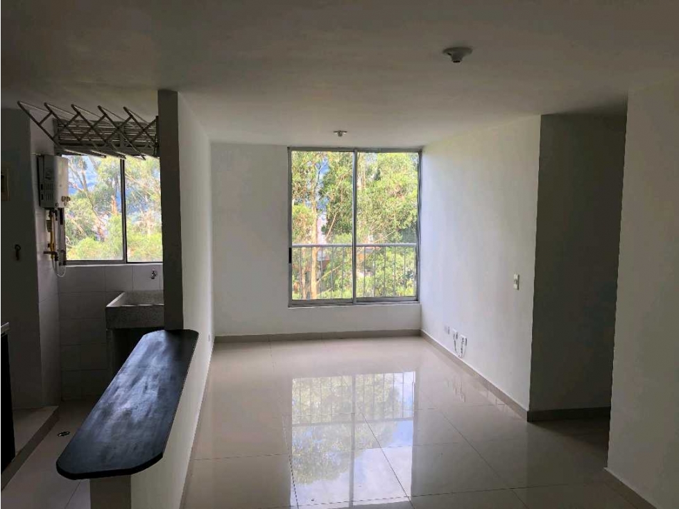 PARTAMENTO EN VENTA SAN ANTONIO DE PRADO UNIDAD CERRADA