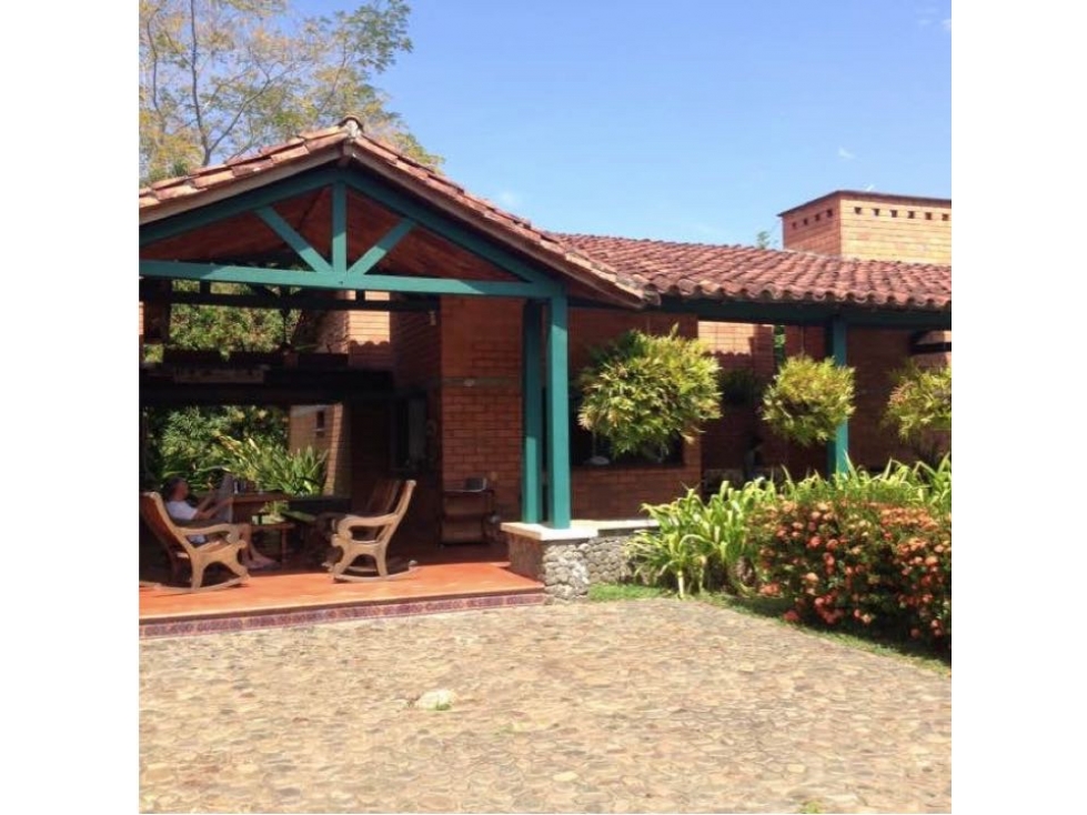 Venta de finca en Santa Fe de Antioquia (Participación) — foto 3