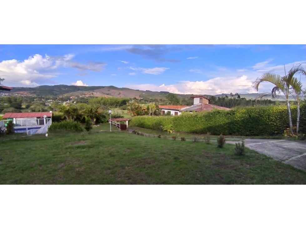 Pavas La Cumbre Valle Colombia - Hermosa finca con piscina en venta - 3
