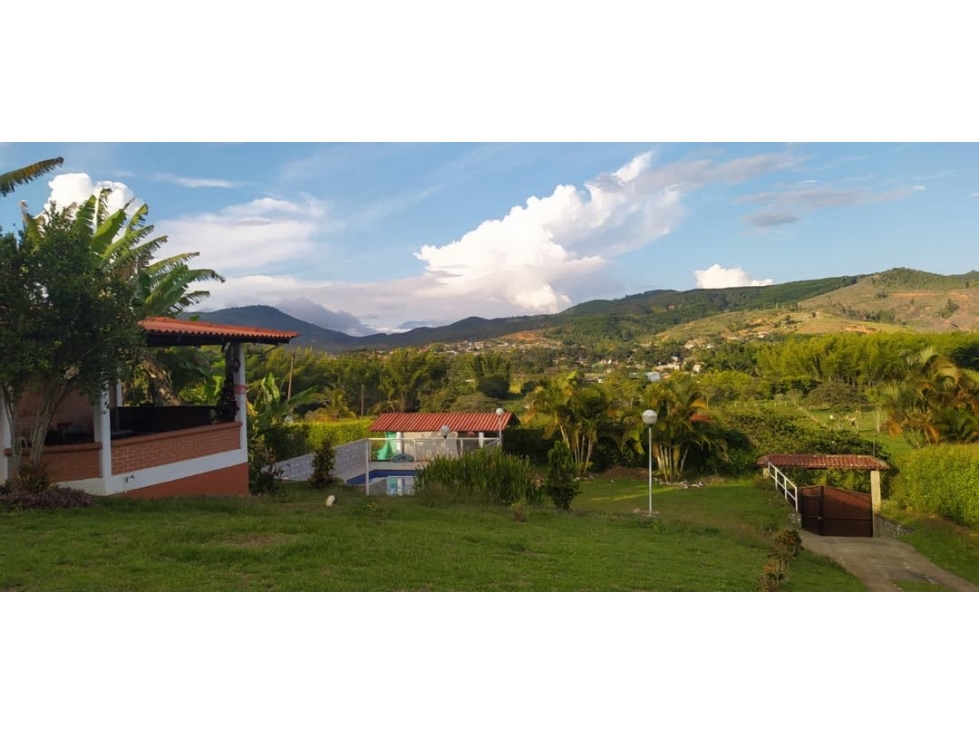 Pavas La Cumbre Valle Colombia - Hermosa finca con piscina en venta - 5