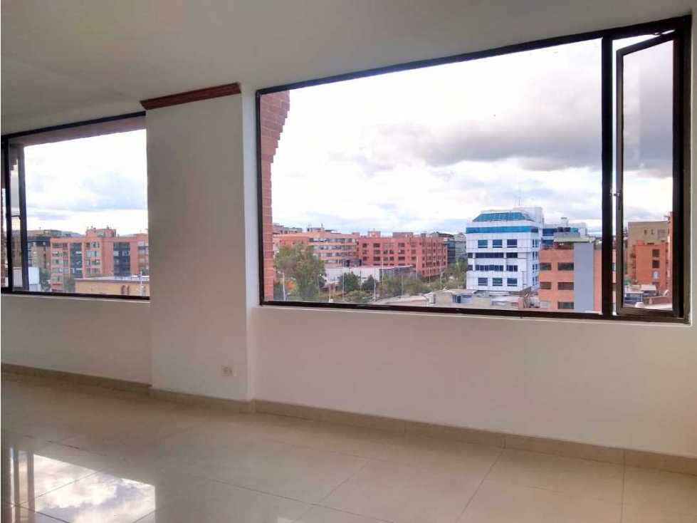 Pent house en.venta para remodelar en Santa.Bárbara Central. Bogotá