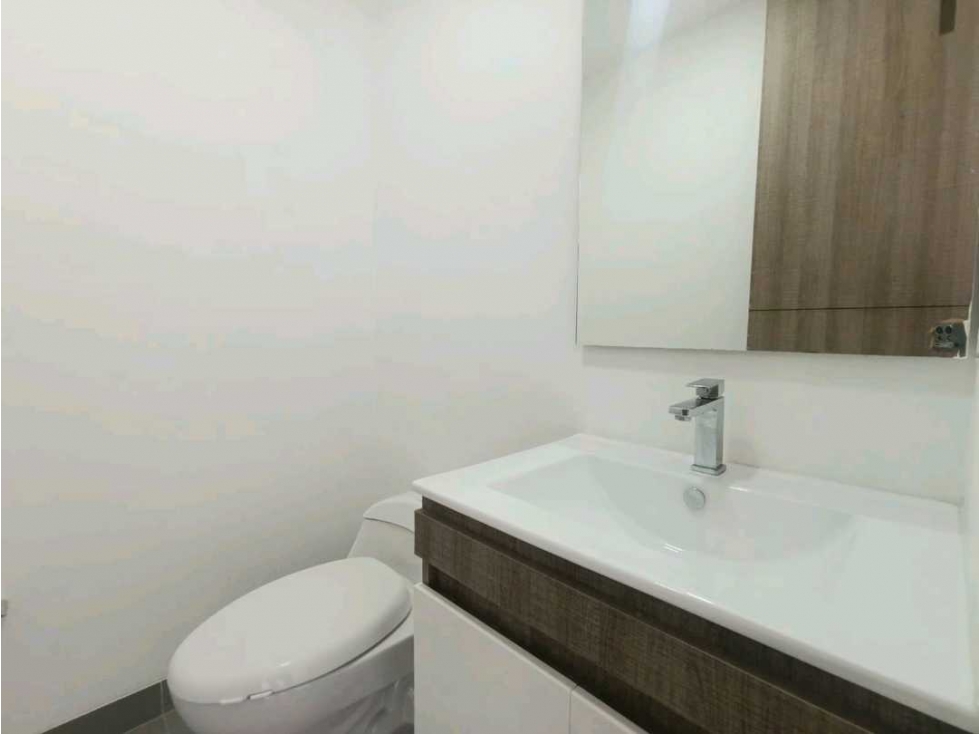 PENTHHOUSE PARA LA VENTA EN ENVIGADO SECTOR LOMA LAS BRUJAS — foto 4