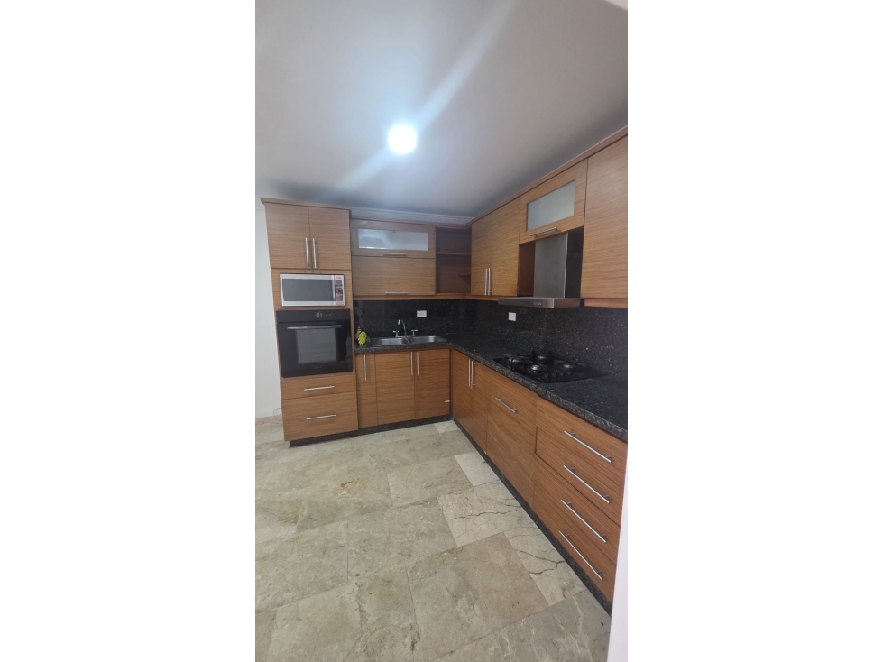 Penthouse con vista a la ciudad en conquistadores