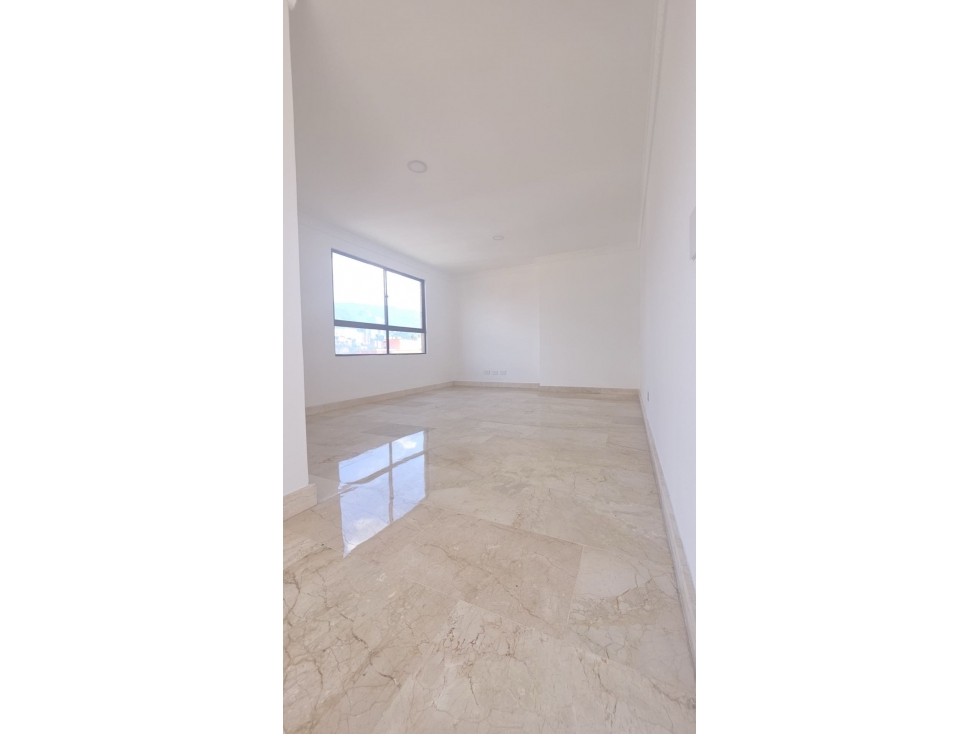 Penthouse con vista a la ciudad en conquistadores — foto 4