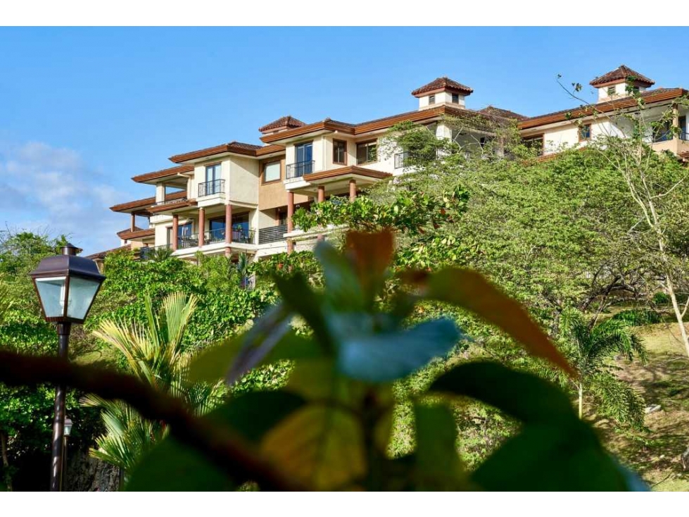 PENTHOUSE DE LUJO. INVERSIÓN CON RENTA .