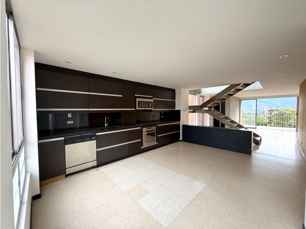 Penthouse dúplex en venta en San Lucas | 160 m² | 2 alcobas + estudio — foto 4