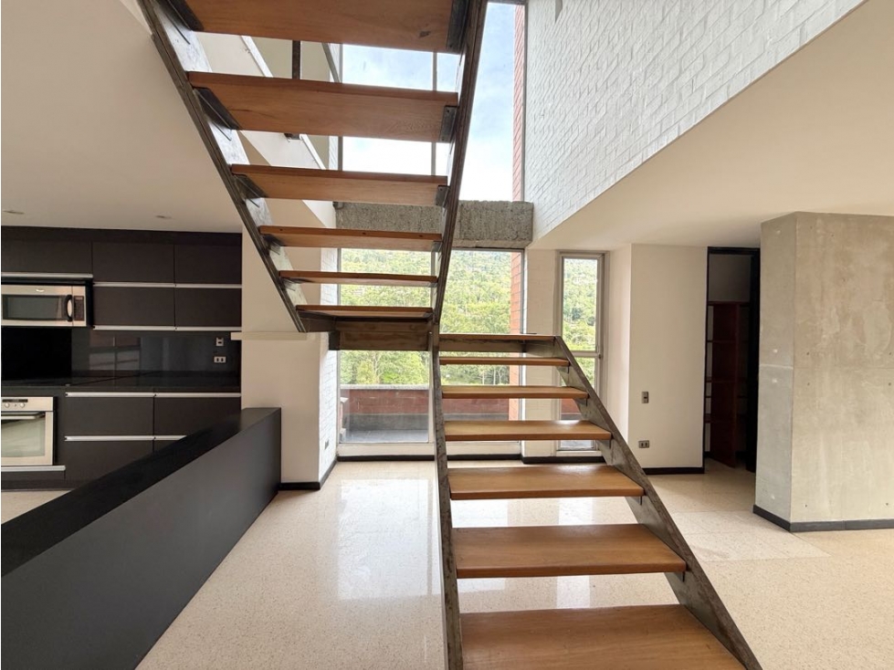Penthouse dúplex en venta en San Lucas | 160 m² | 2 alcobas + estudio — foto 6
