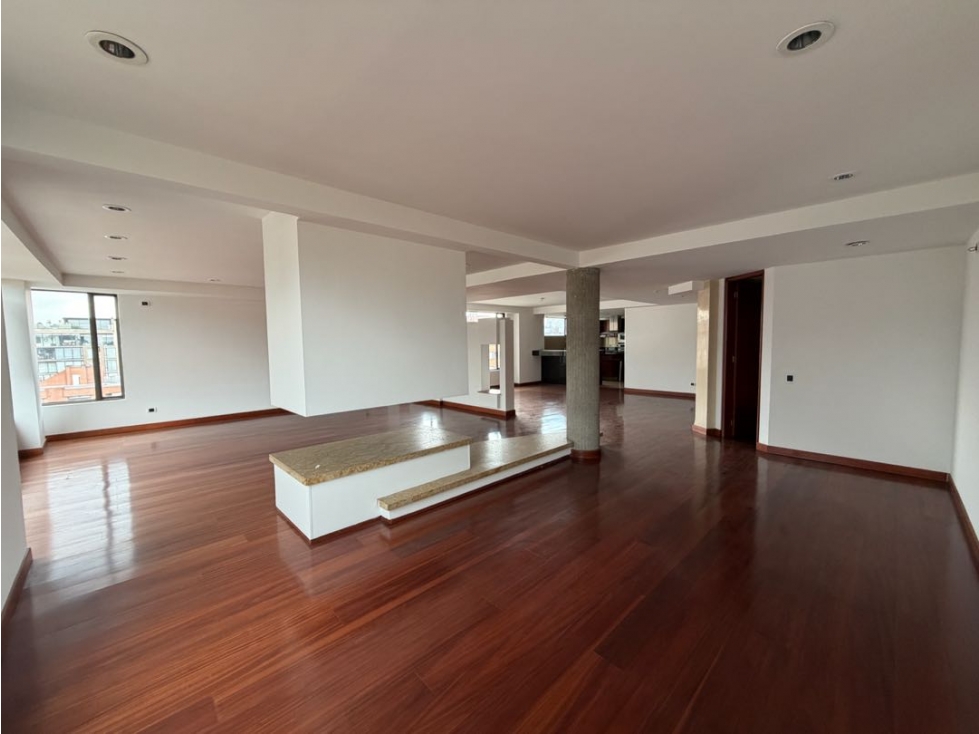 Penthouse Dúplex en venta o arriendo | 340 m² | Santa Bárbara — foto 3